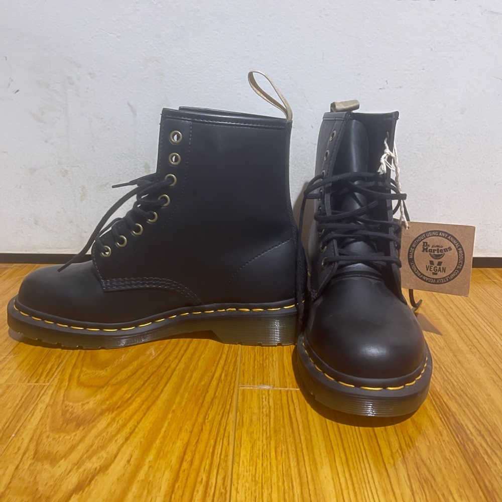VEGAN 1460 FELIX LACE UP BOOTS